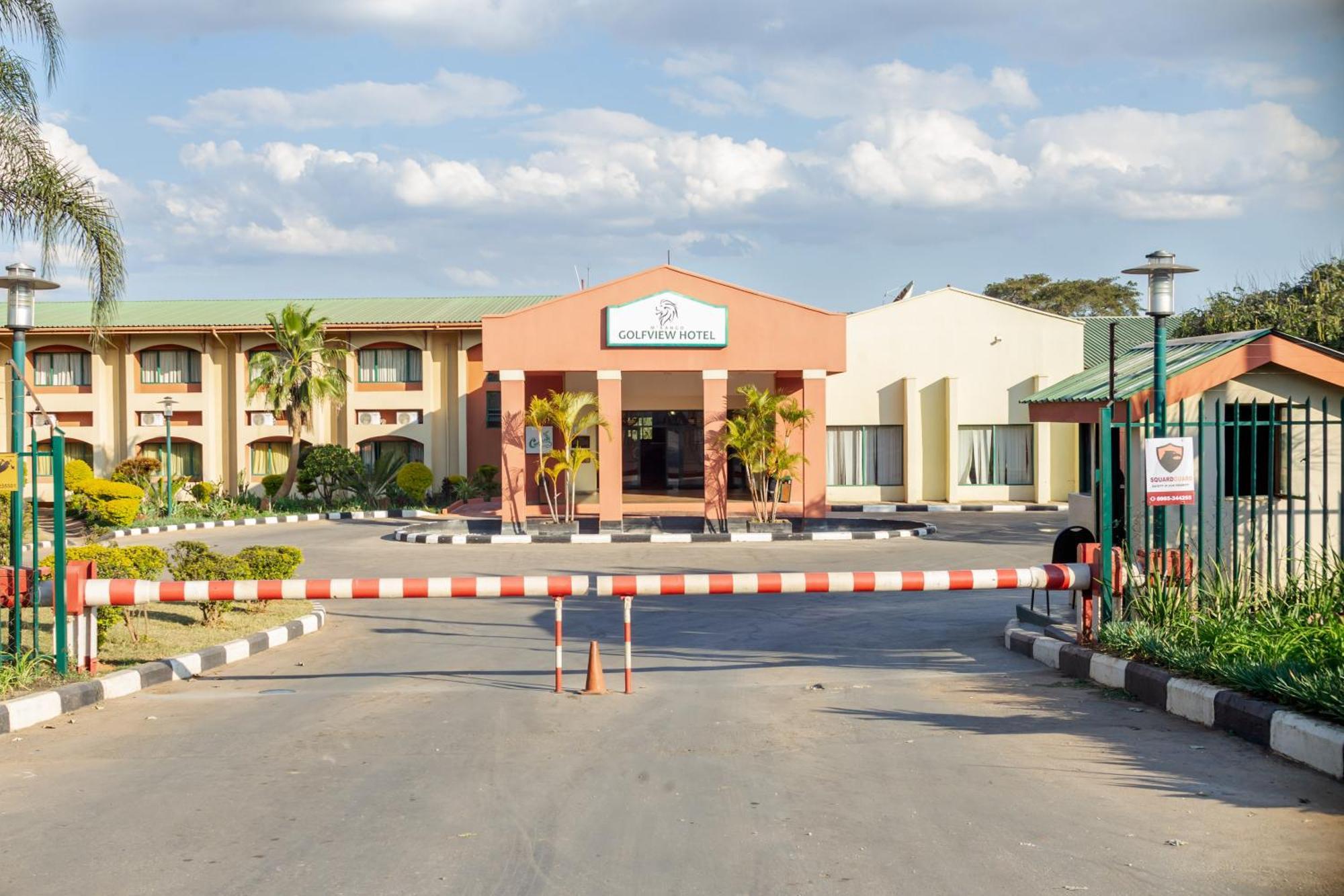 M'Kango Golfview Hotel Lusaka Exteriör bild