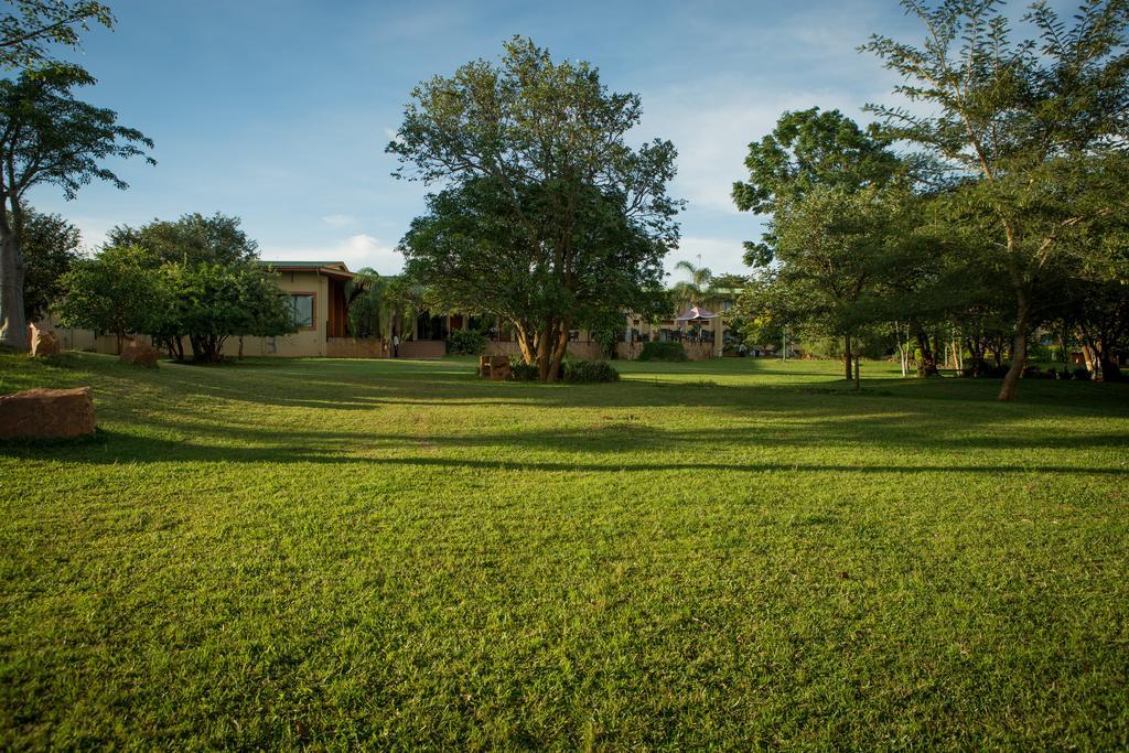M'Kango Golfview Hotel Lusaka Exteriör bild