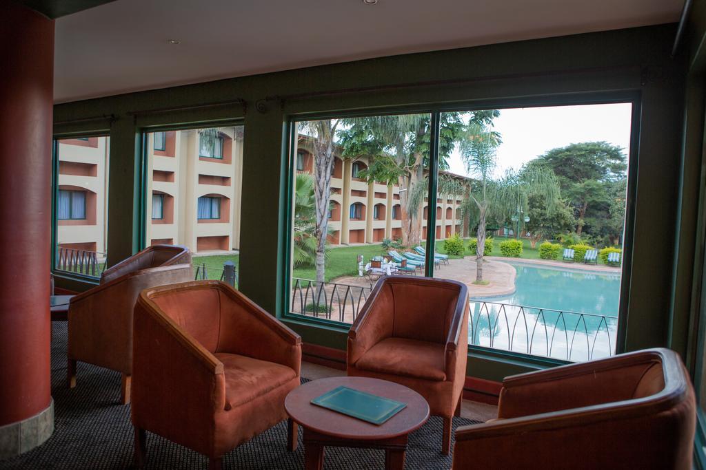 M'Kango Golfview Hotel Lusaka Exteriör bild