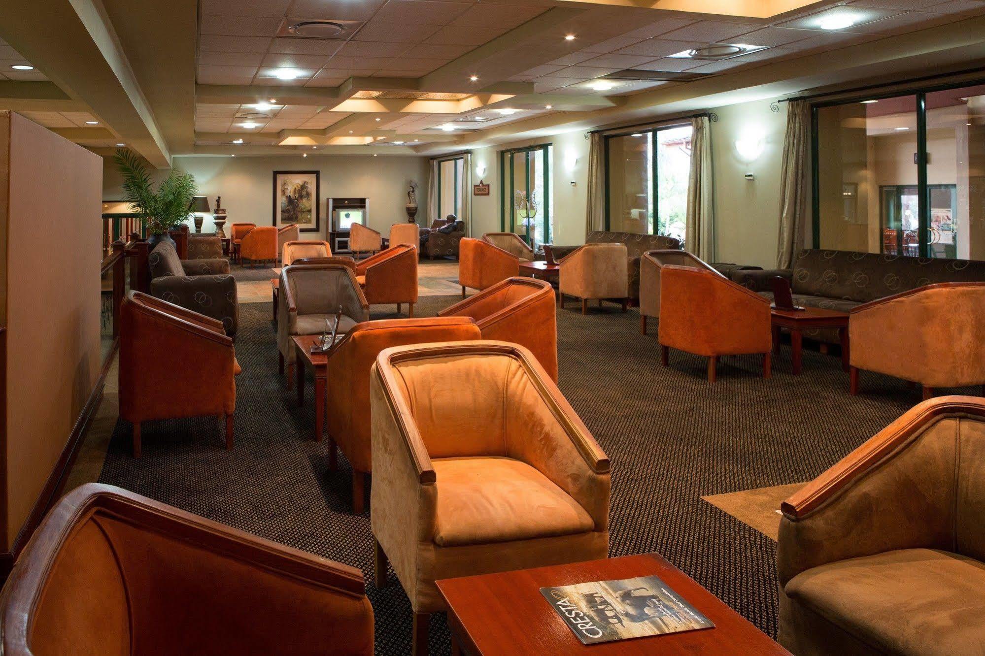 M'Kango Golfview Hotel Lusaka Exteriör bild
